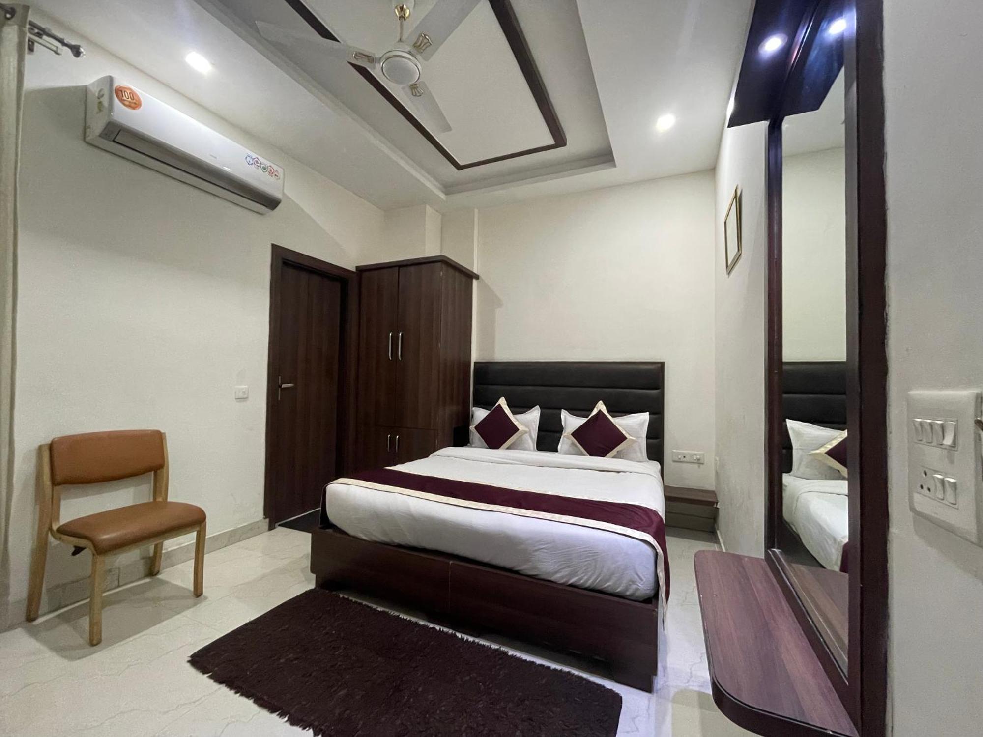 Hotel Opal Courtyard Agra  Exteriör bild