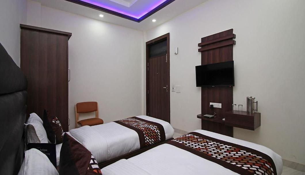 Hotel Opal Courtyard Agra  Exteriör bild
